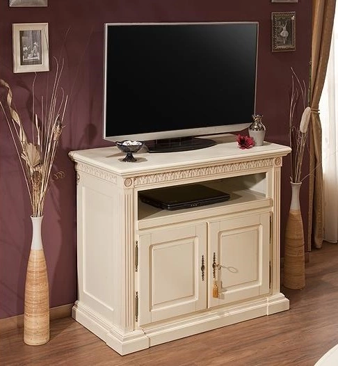 Комод под ТВ "Венеция" Орех 707  купить в интернет магазине Мебель из массива. Звоните +7 495 961-63-63 Комоды из массива дерева