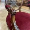 Стул с подлокотниками  
