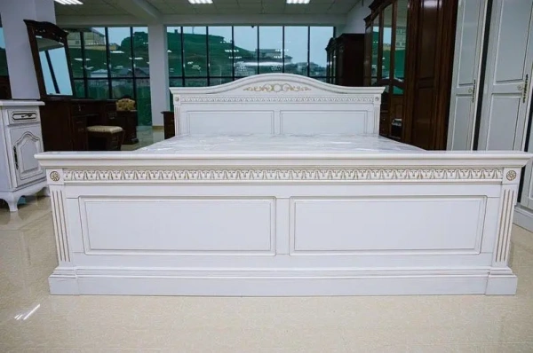 Кровать 160 "Венеция" Слоновая кость 762  купить в интернет магазине Мебель из массива. Звоните +7 495 961-63-63 Румынская мебель