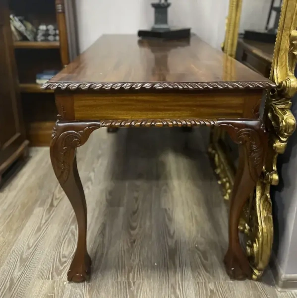 Стол письменный Чиппендейл с 3 ящиками МИГ203 CT3D-M купить в интернет магазине Мебель из массива. Звоните +7 495 961-63-63 Дизайнерская мебель