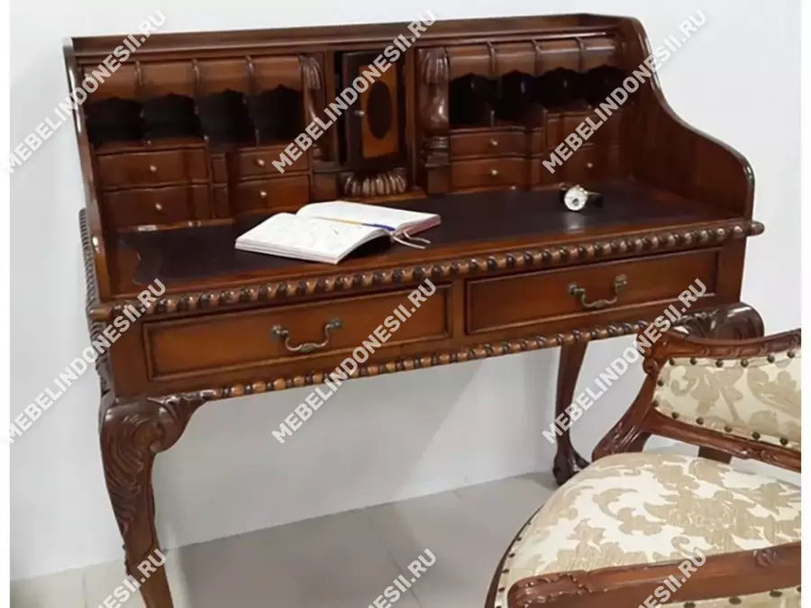 Бюро резное Чиппендейл  