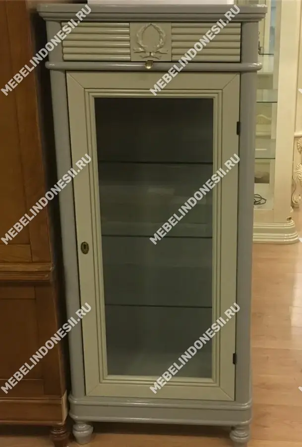 Витрина малая "Мария Сильва" Орех MS835  купить в интернет магазине Мебель из массива. Звоните +7 495 961-63-63 Витрины из массива дерева